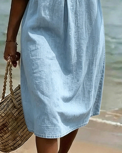 Robe avec imprimé de feuilles de lotus et manches en jean