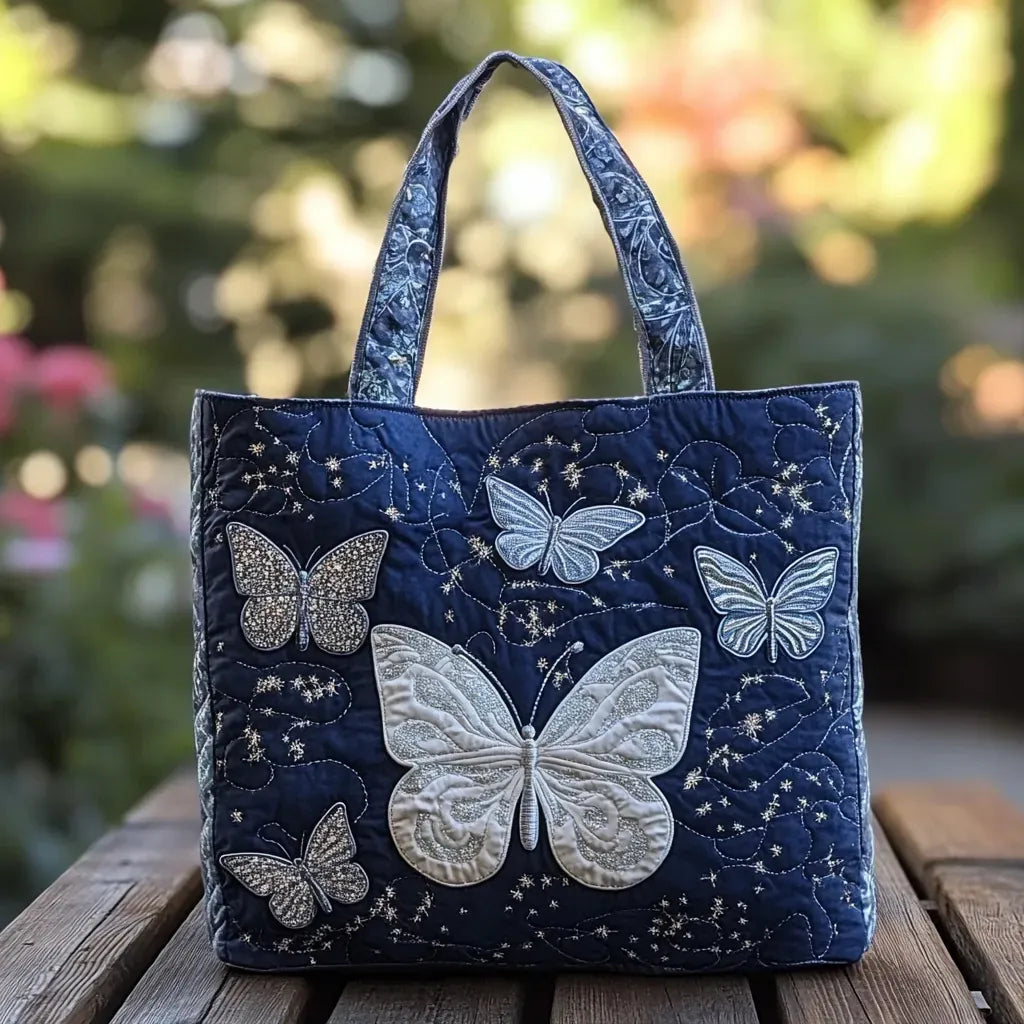 Sac artisanal de couleur argentée