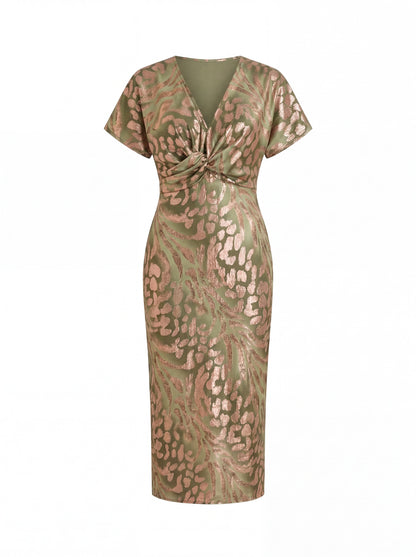 Robe midi amincissante avec nœud central et coupe fluide