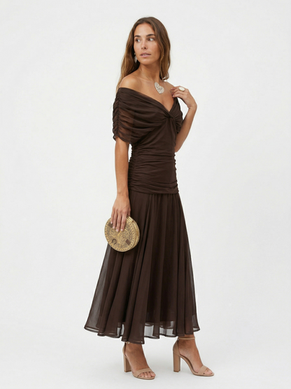 Robe longue à encolure en V